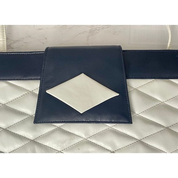 Vintage Shoulder Bag Purse in White & Blue with Embossed Checkered pattern retro - Picture 3 of 10